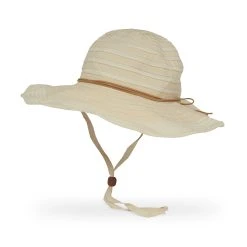 Sunday Afternoons Lanai Hat For Women -HOOey Shop lanai hat plumeria front ss20 2500px 52eb124f dde4 467d b930 9886672c68b9